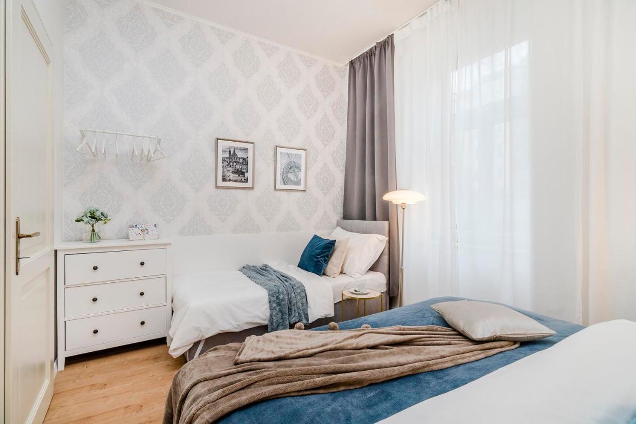 Royal Apartments Prague By Michal&Friends Экстерьер фото