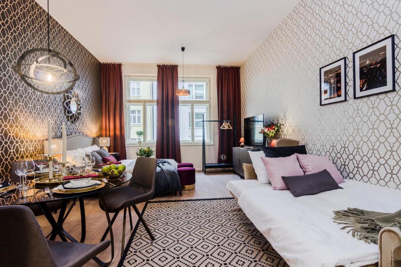 Royal Apartments Prague By Michal&Friends Экстерьер фото